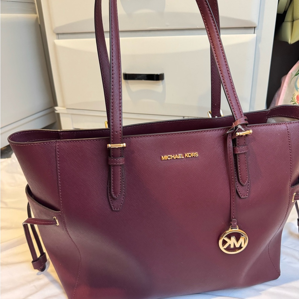 Michael Kors Saffiano Tote in Burgandy